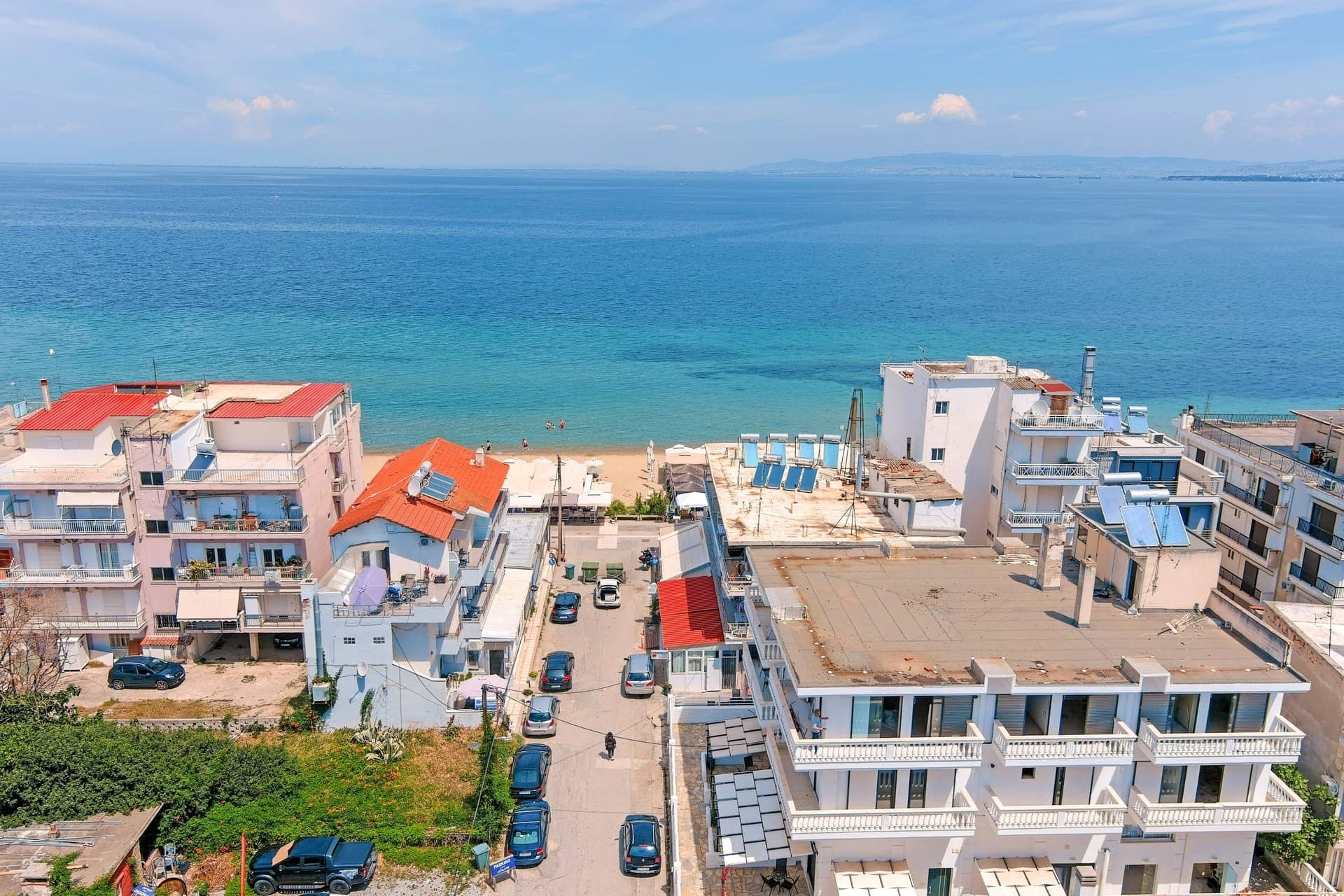 Eantos Studios & Suites - 4
