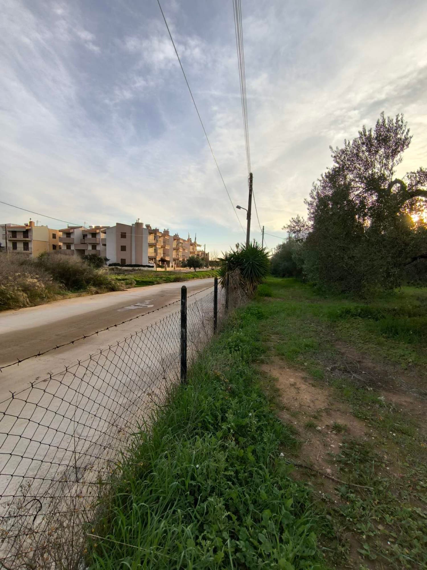 2,220 m² Buildable Corner Plot for Sale in Kalyves, Halkidiki - 2