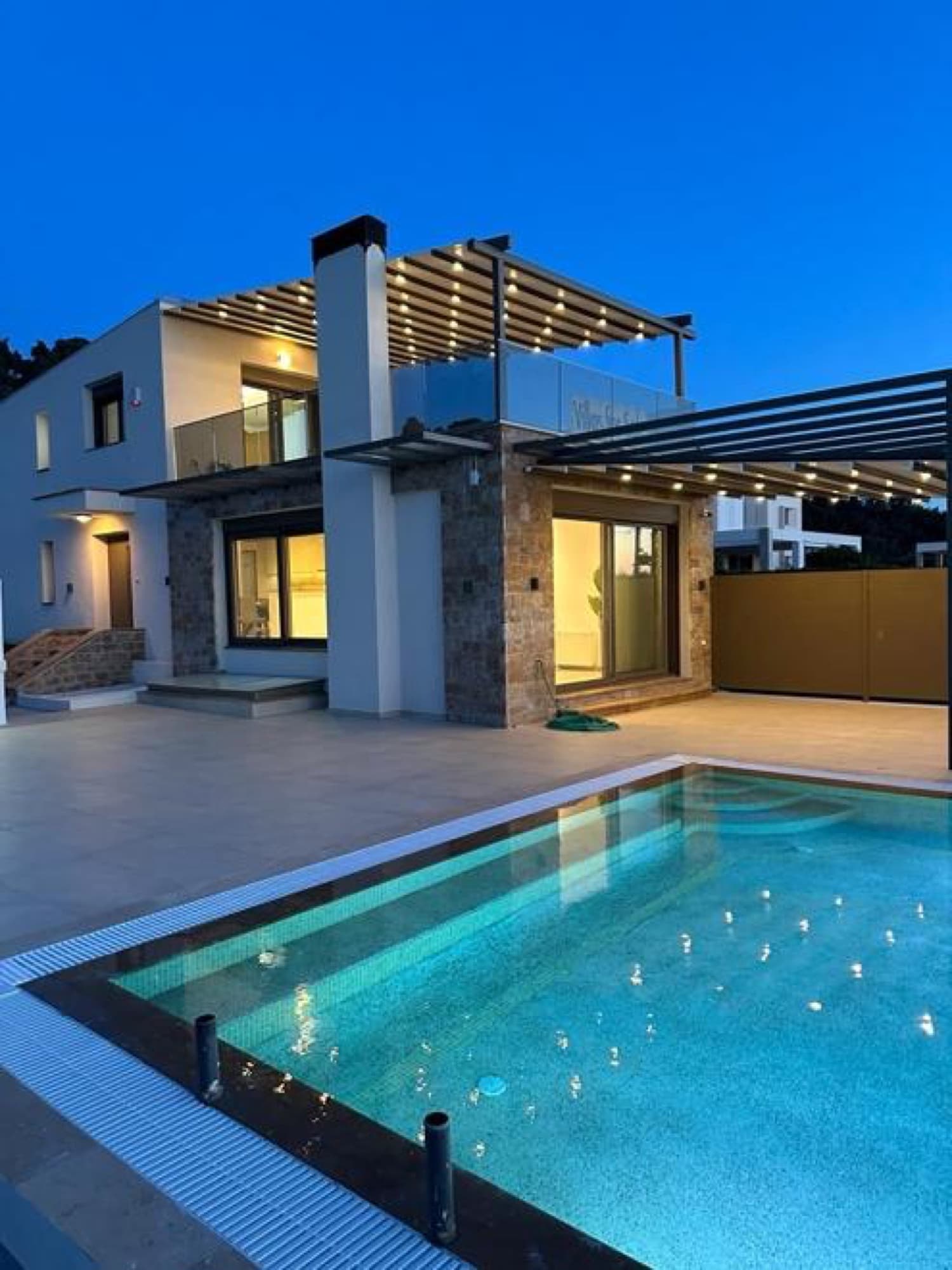 230 m² Five-Bedroom Villa for Sale in Poseidi, Halkidiki - 4