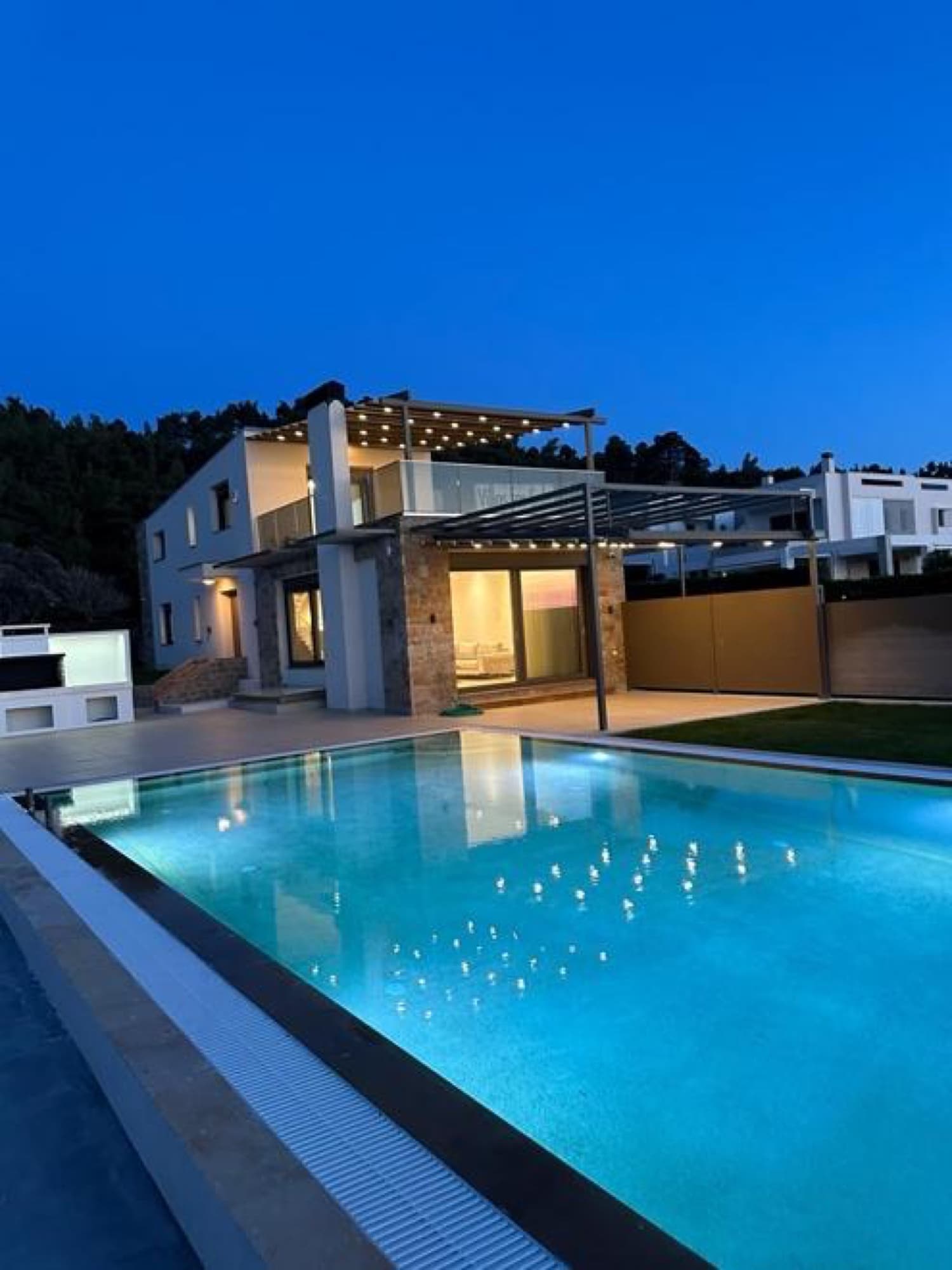 230 m² Five-Bedroom Villa for Sale in Poseidi, Halkidiki - 5