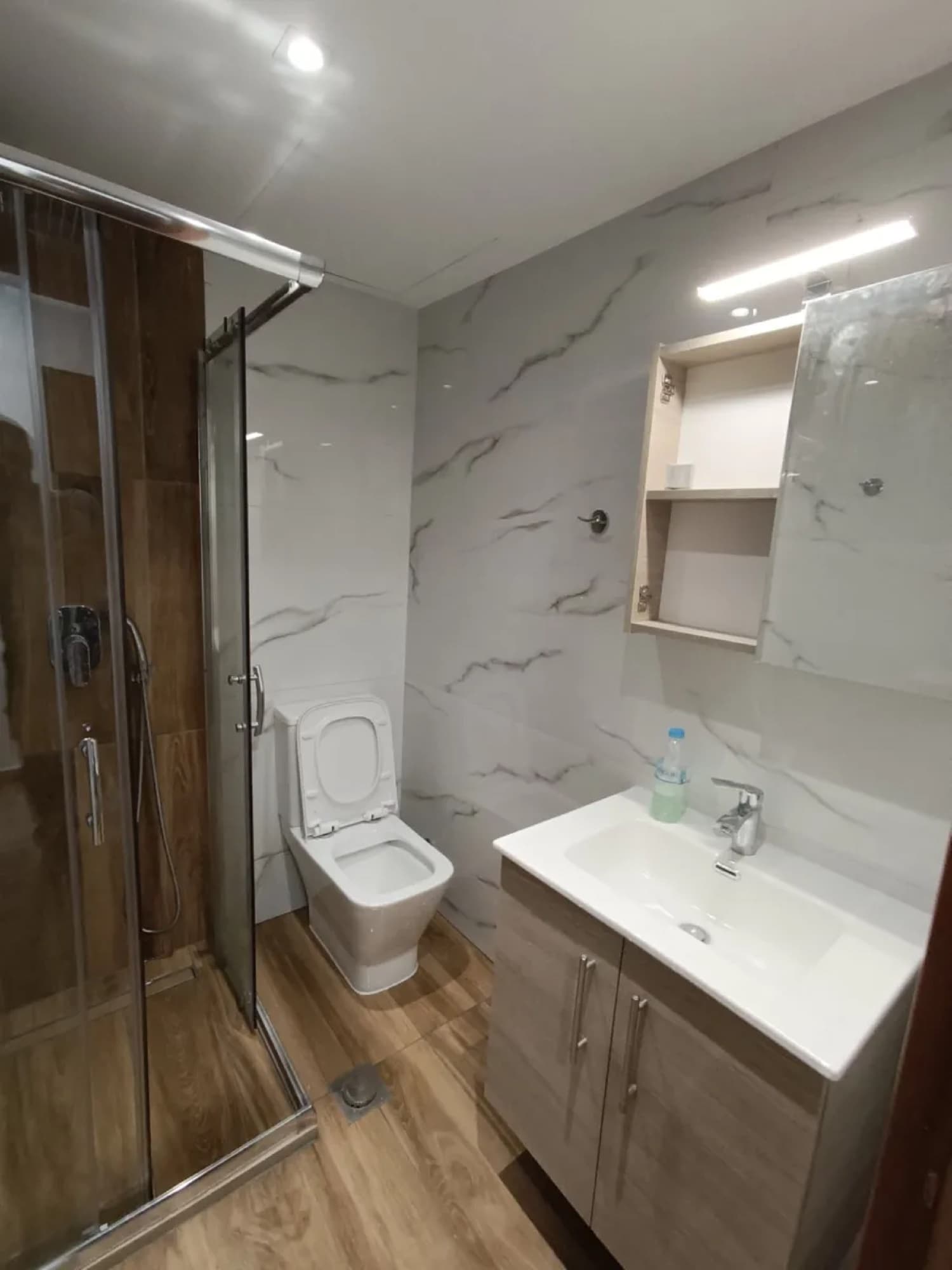 25 m² Renovated Studio for Sale in Vardaris, Thessaloniki - 3