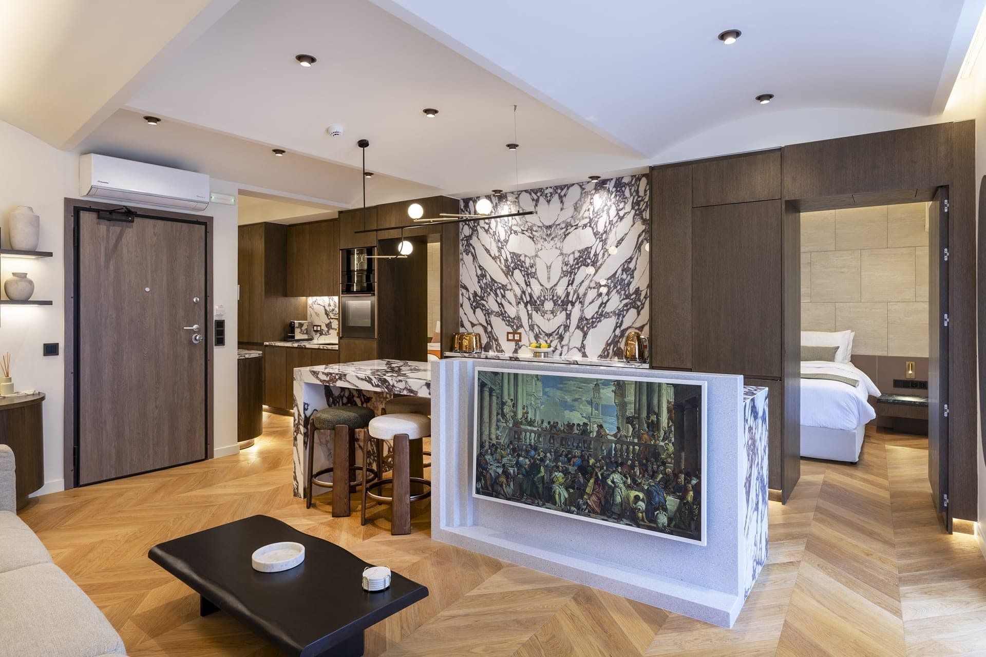 Acropolis Luxury Penthouse with Private Jacuzzi | Markou Mpotsari Str. 37. Athens 11742 - 3