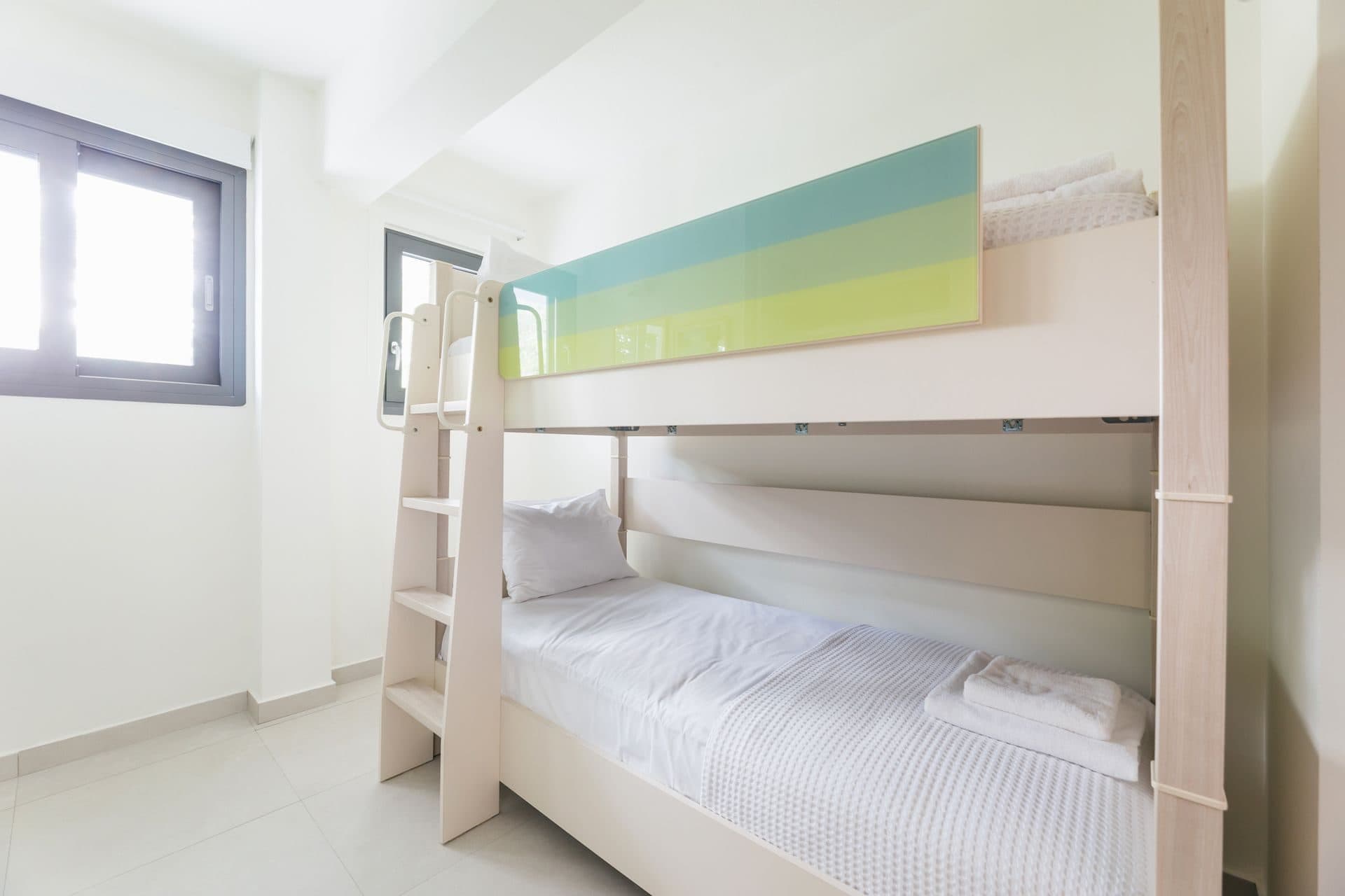 Deluxe Two-Bedroom apartment 43 sqm - 3