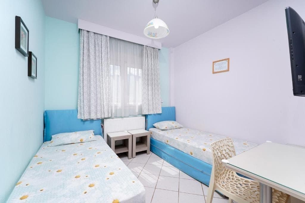 Family Apartment with Sea View - 5