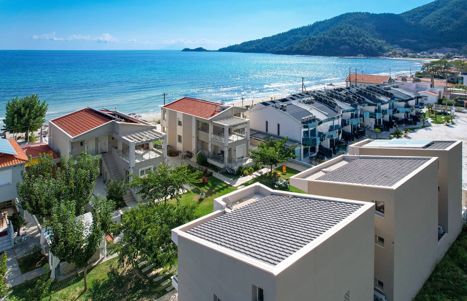 Iliorama Seaside Luxury Suites & Apartments - 2