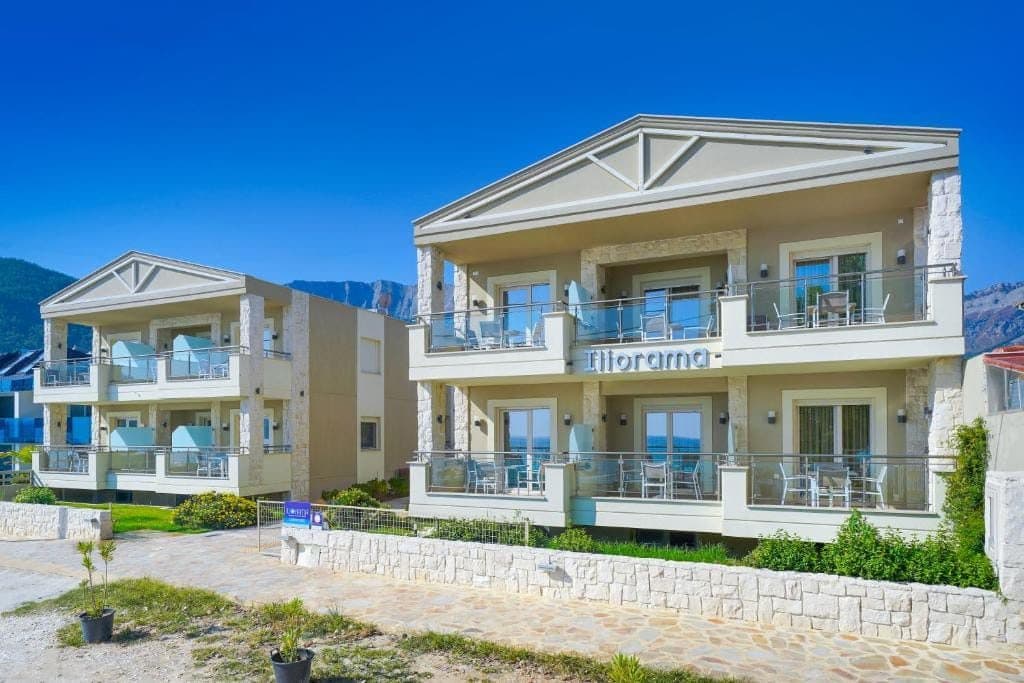 Iliorama Seaside Luxury Suites & Apartments - 4