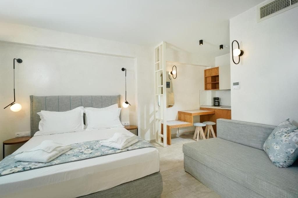 Junior Suite Chrisi Akti - 5