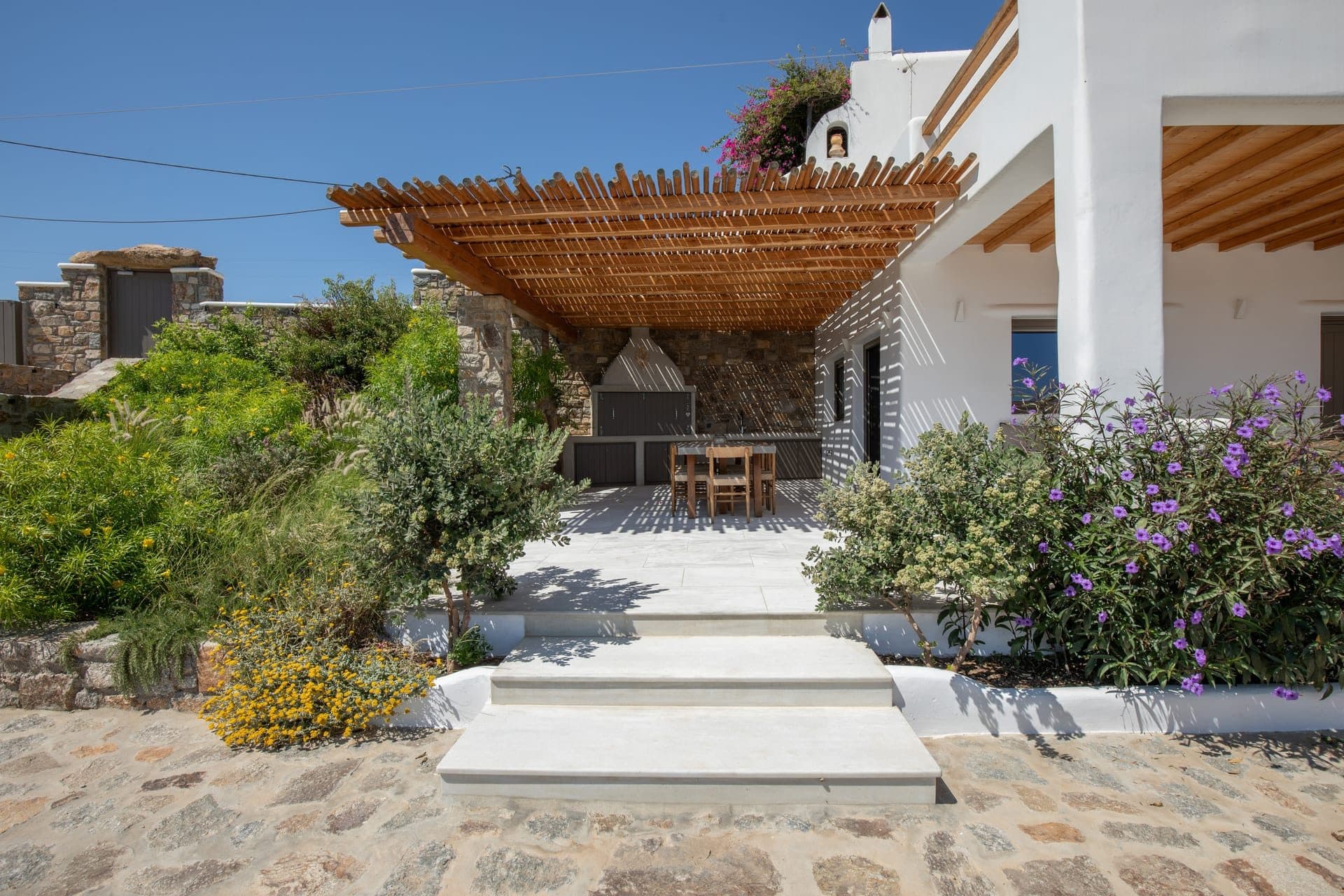 Acres Luxe - Ground Floor Retreat - 3