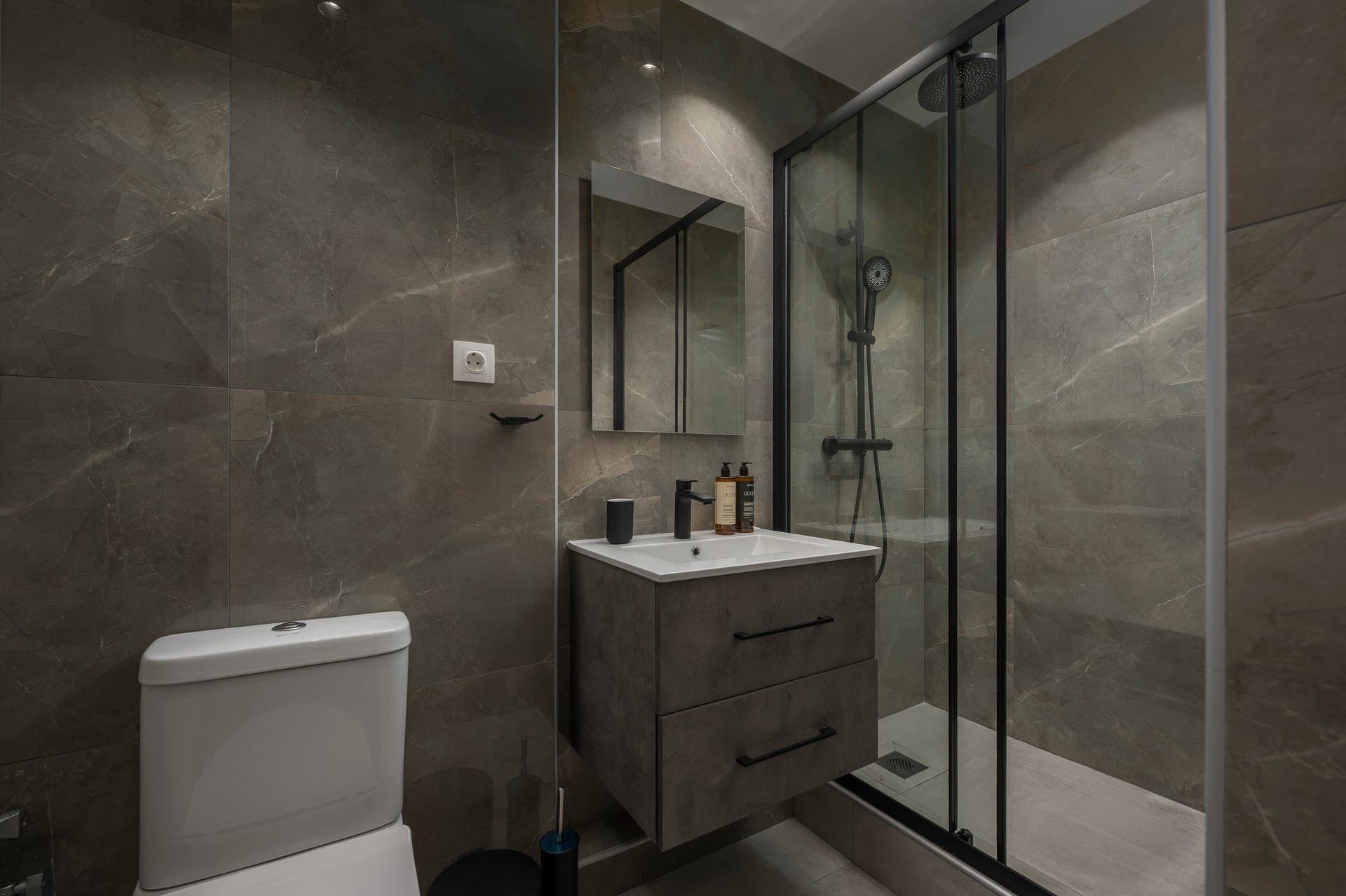 Comfort Double Room Thessaloniki - 3