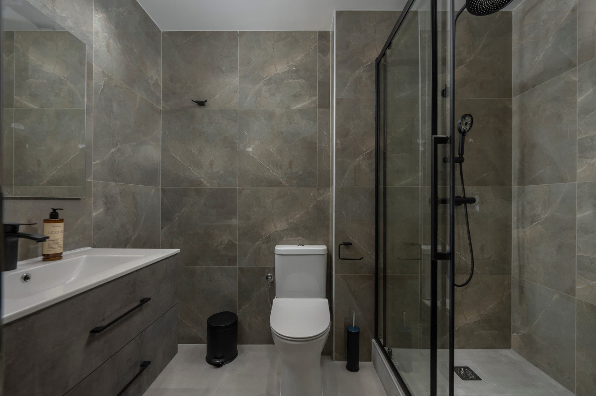 Stylish Suite - 4