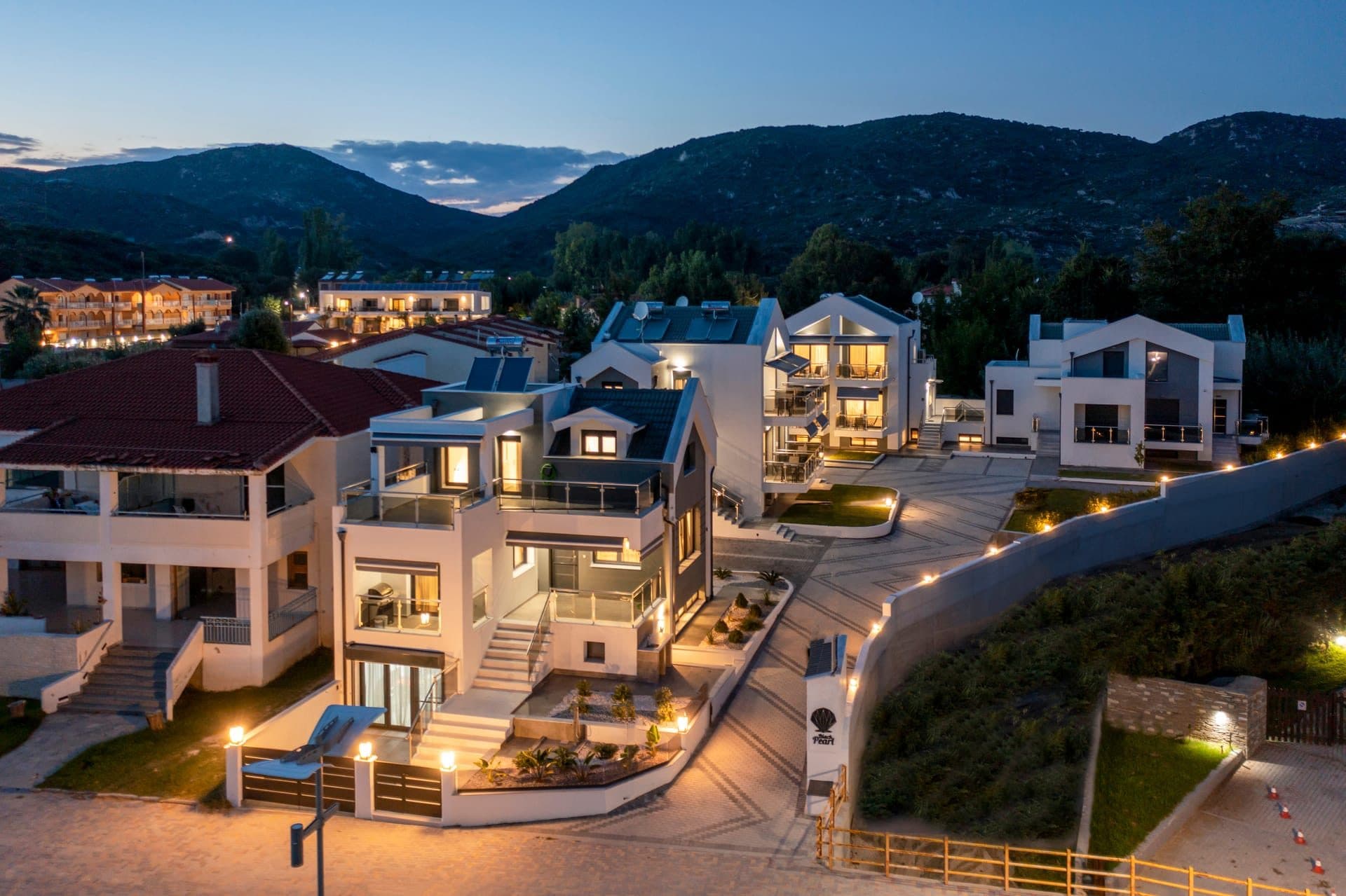 The Black Pearl Villas Halkidiki - 4