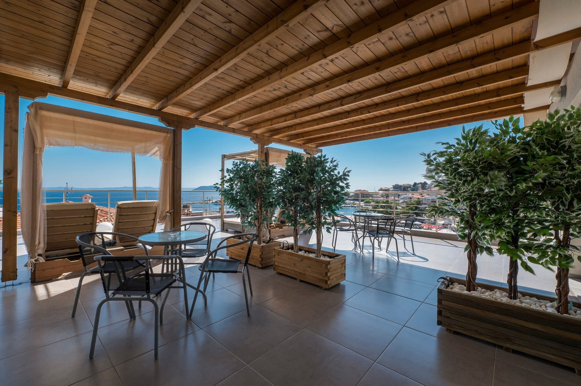 Sunshine Apartments - 5