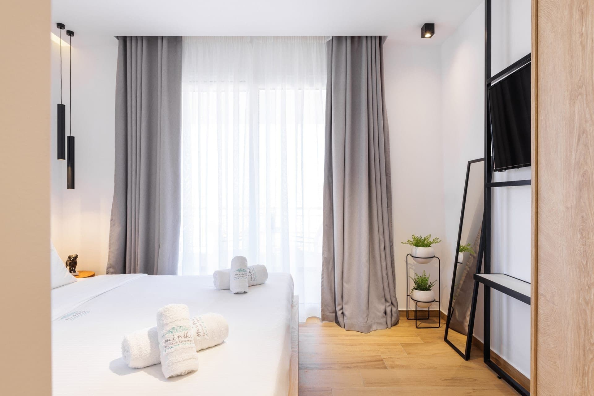 Elegant Suite - 4
