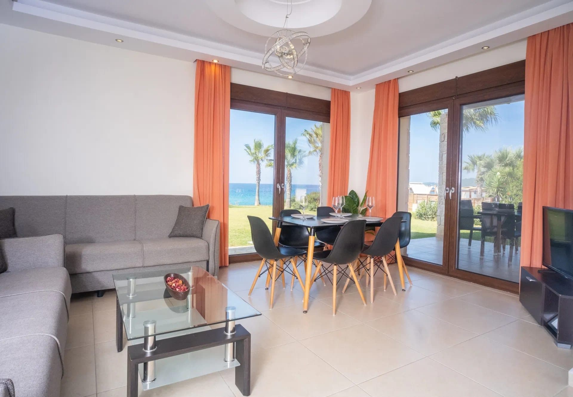 Family Suite 2-Bedroom Sea View Ground Floor - 5
