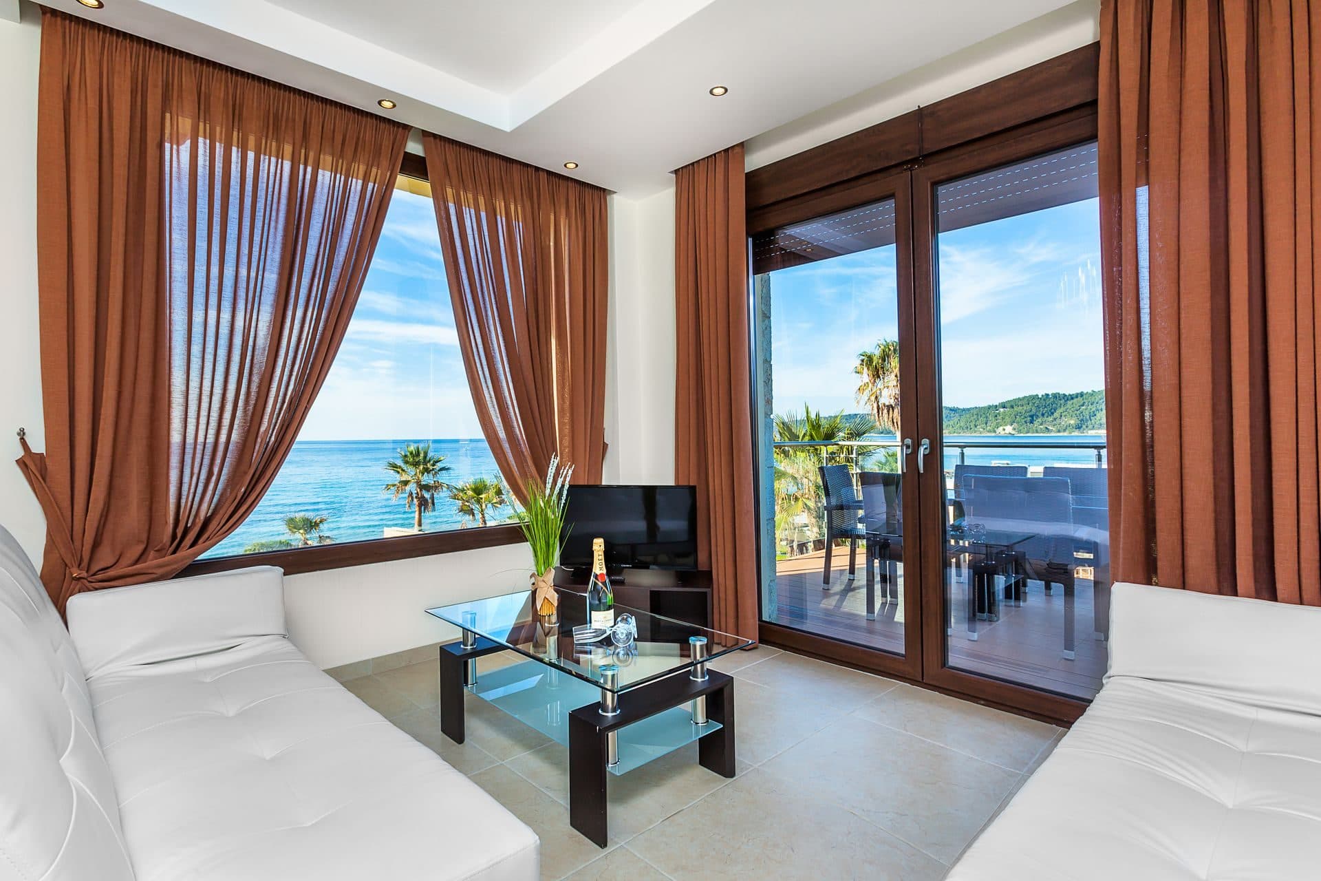 Family Suite 2-Bedroom Sea View Upper Floor - 2