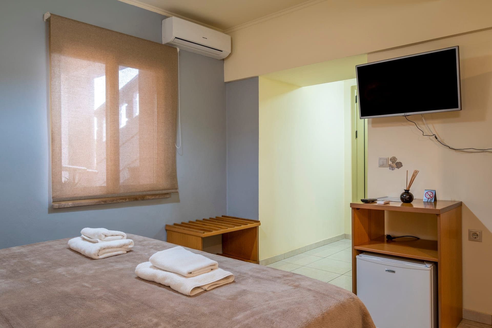 Economy Room - 4