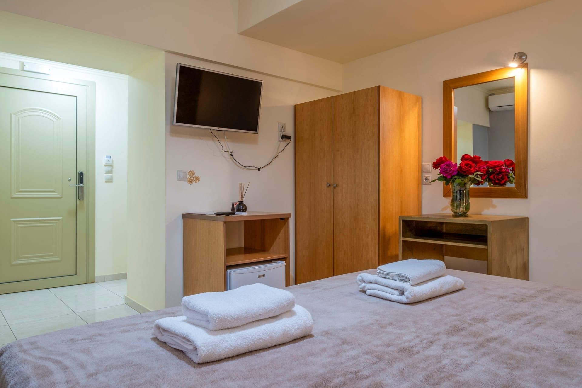 Economy Room - 5
