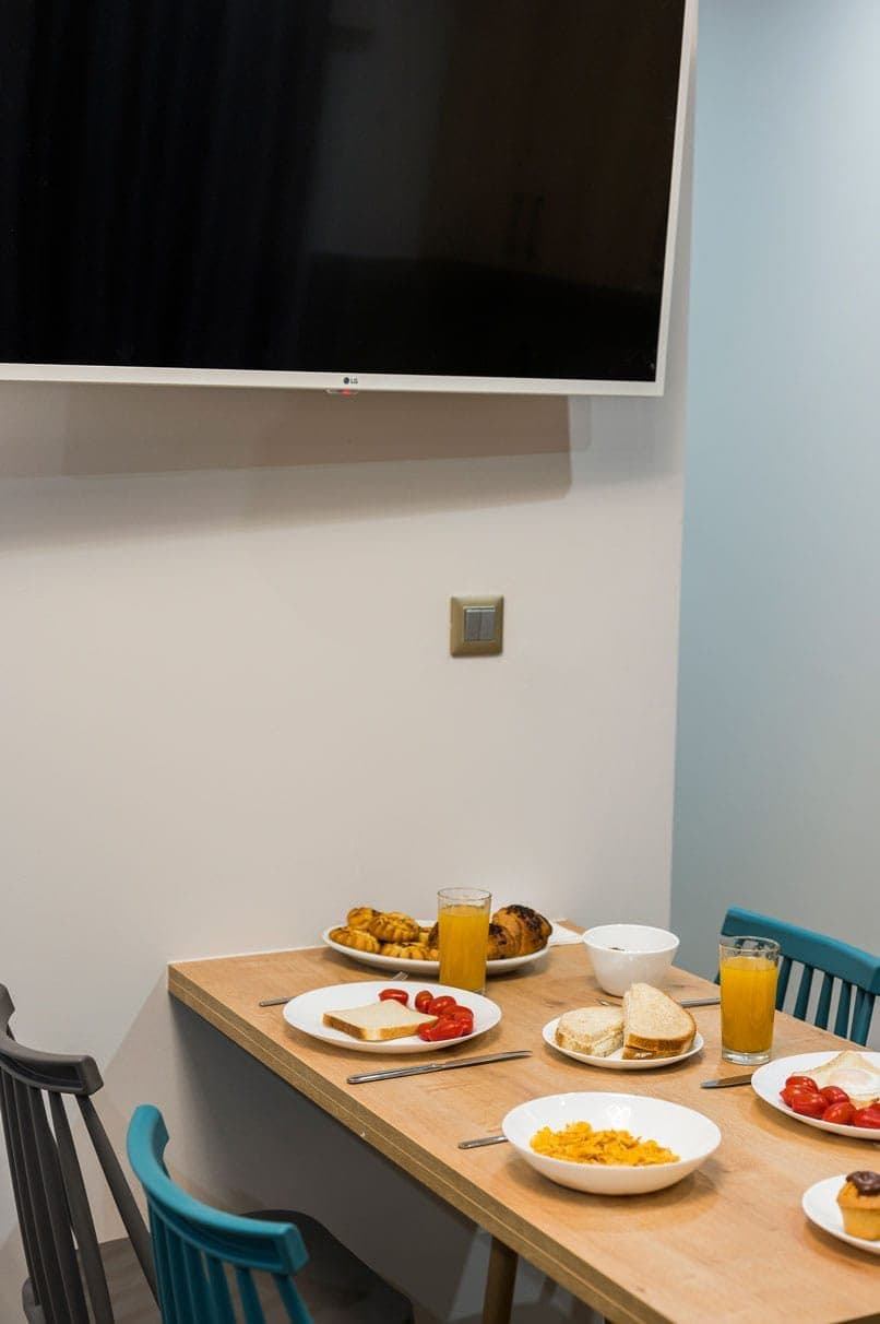 Luxury Apartments with private kitchen | Garden View - 5