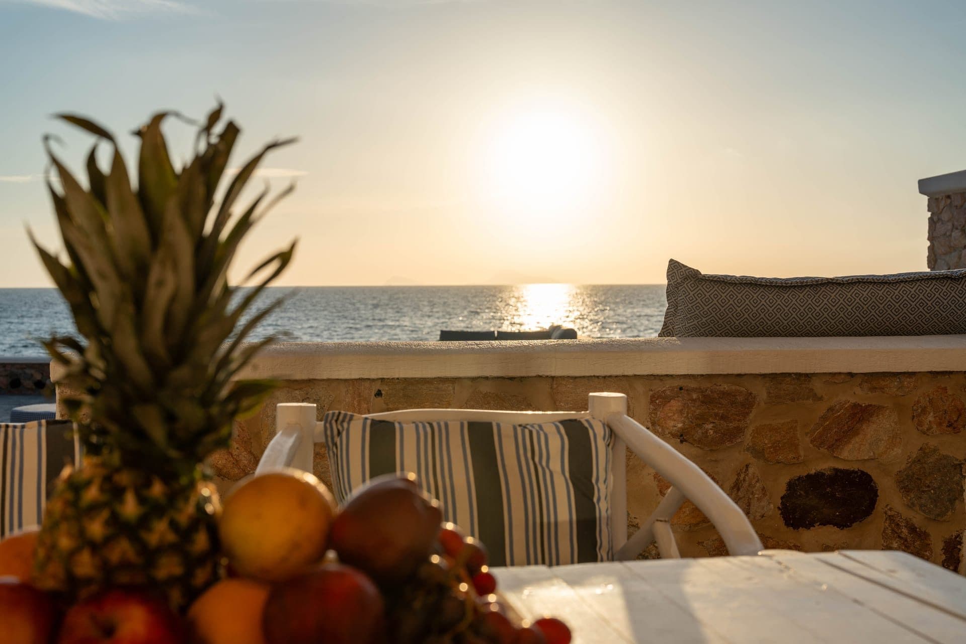 Elegant Suite with outdoor private hot tub & beachfront - 2