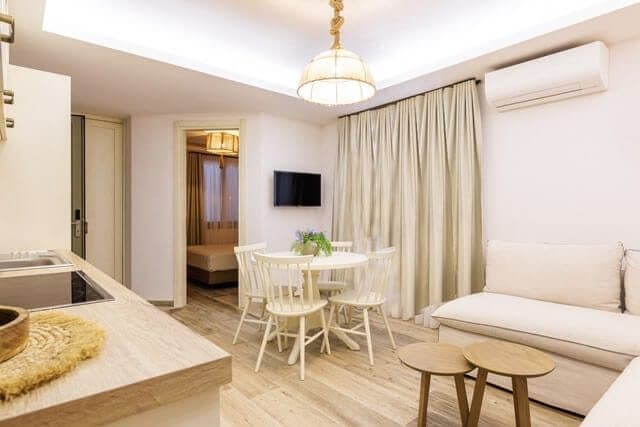 Economy Family Suite - 2