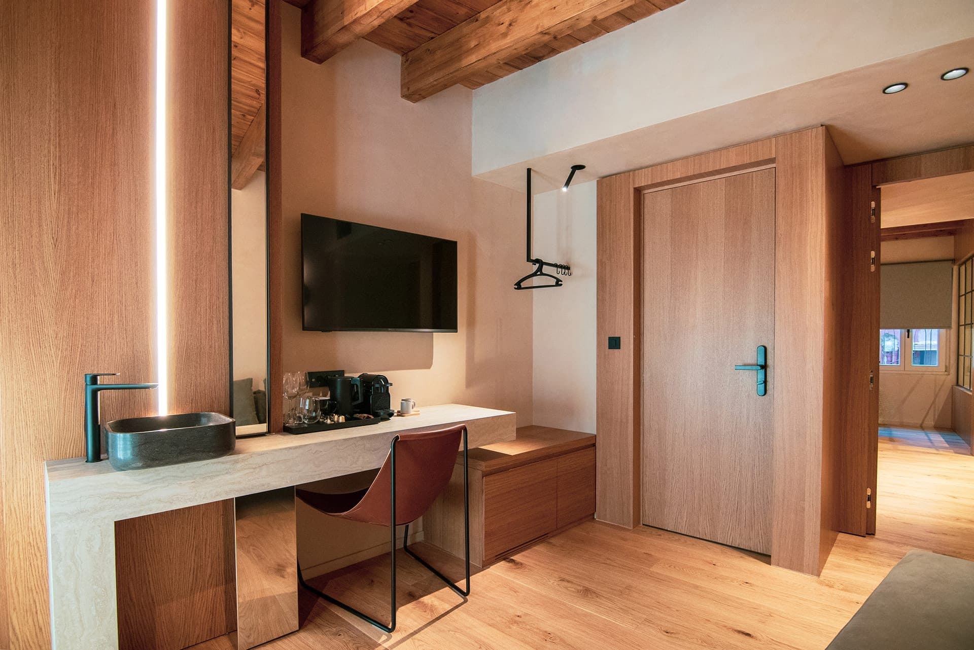 One-Bedroom Family Suite with Indoor Tub, Old Town View, and Balcony - 4