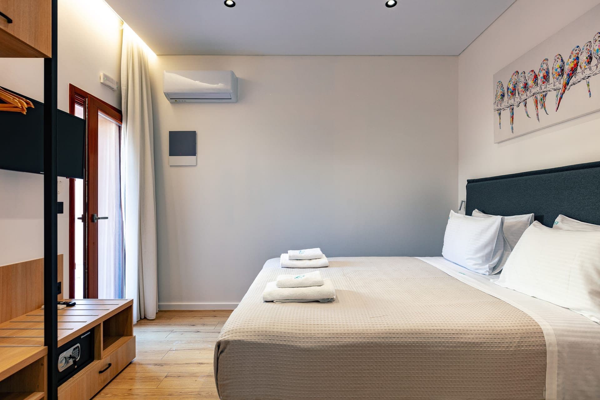 Superior Studio with Terrace & Open-Plan Bathtub - 2