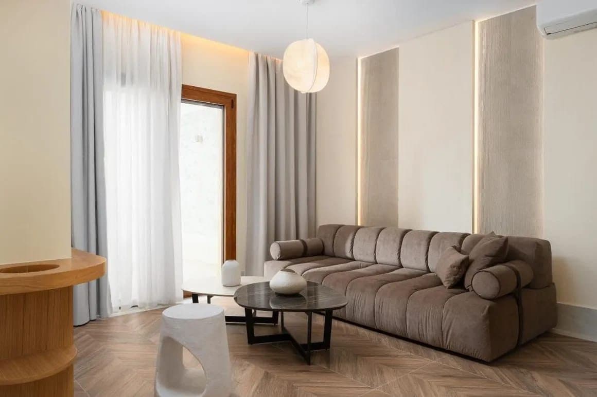 104 - Deluxe Suite with Spa and Pool View (2nd Floor) - 5