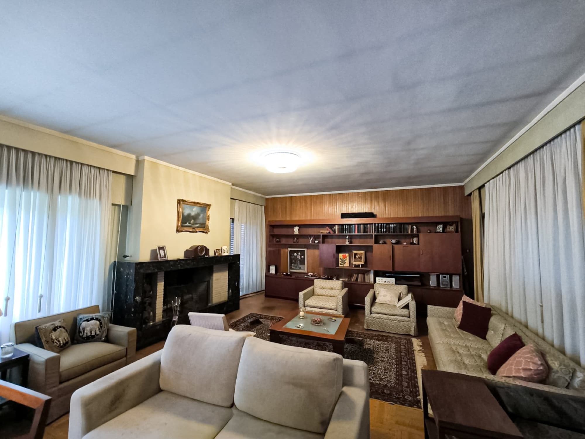 660 m² Three-Level Apartment Complex for Sale in Panorama - 5