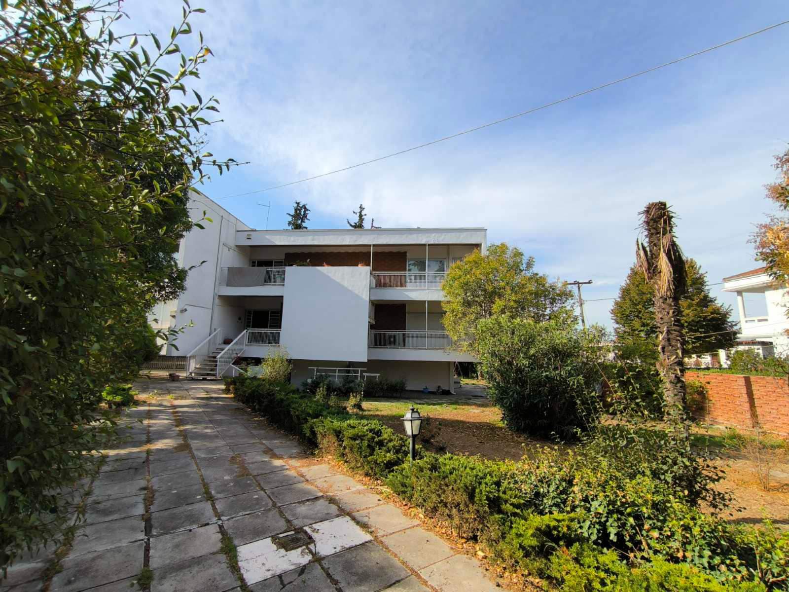 660 m² Three-Level Apartment Complex for Sale in Panorama