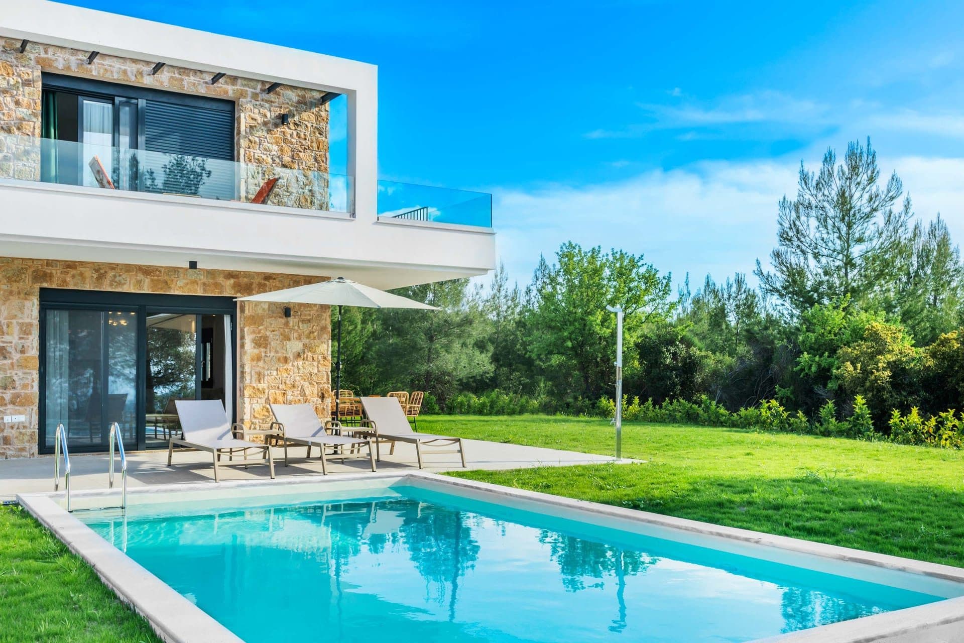 Exclusive 4 Bedroom Villa with Private Pool - 2