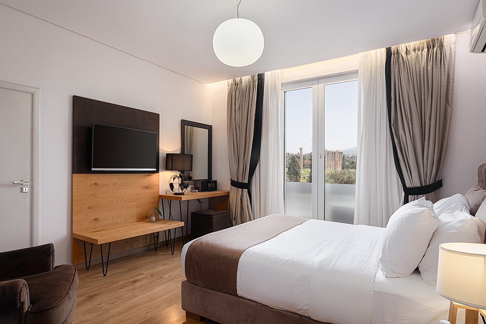 Acropolis Grand Residence - 3