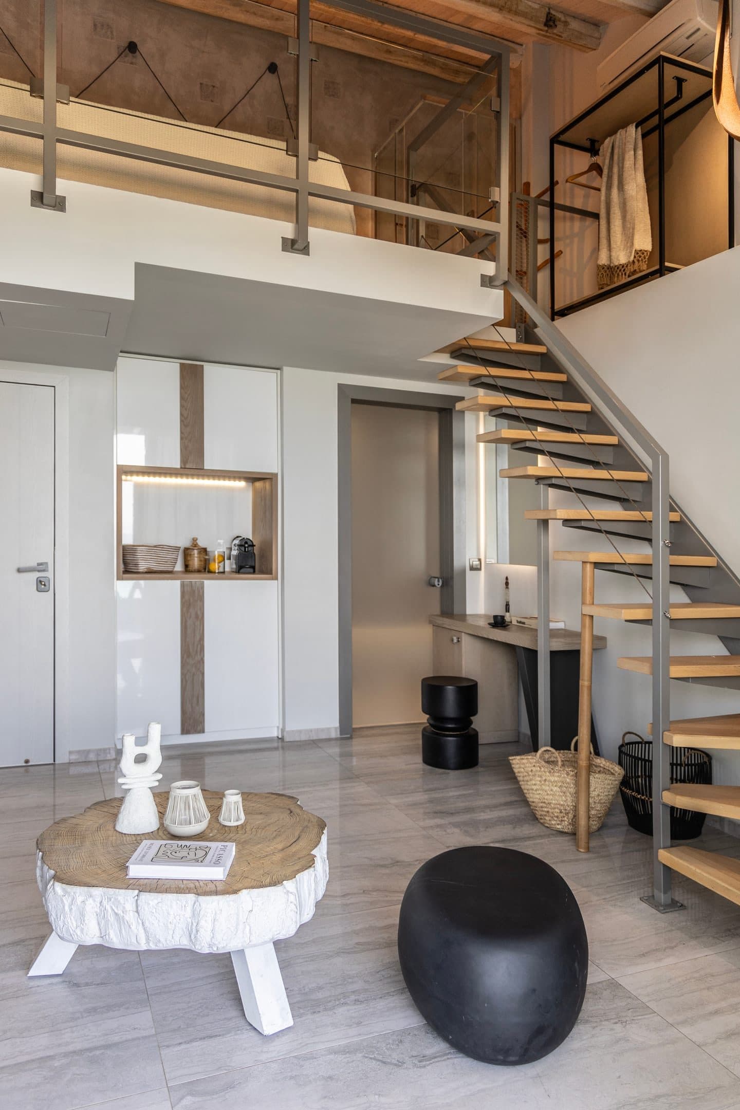 2-Level Suite | Sea View - 5