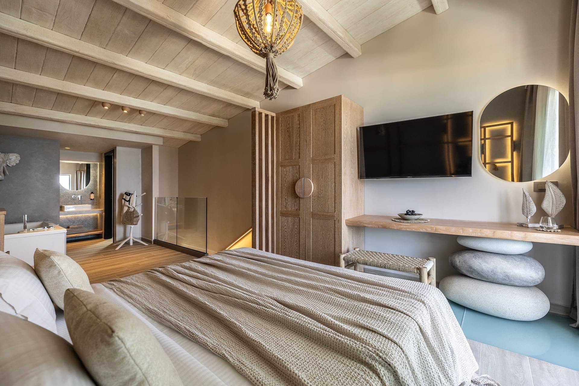 Mayasari 2-Level Sea View Suite | Indoor Jacuzzi - 2