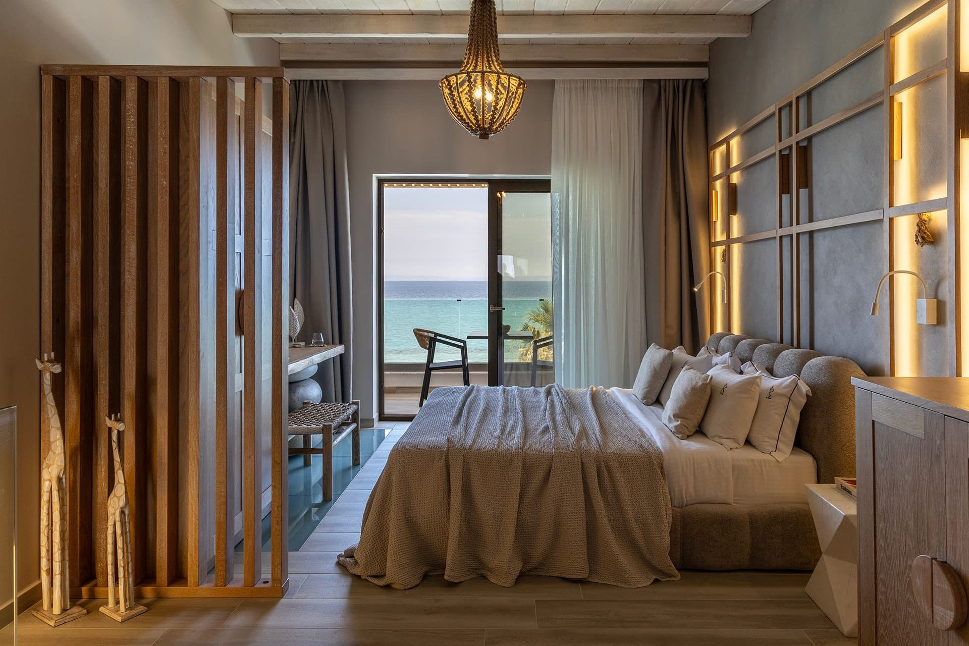 Mayasari 2-Level Sea View Suite | Indoor Jacuzzi