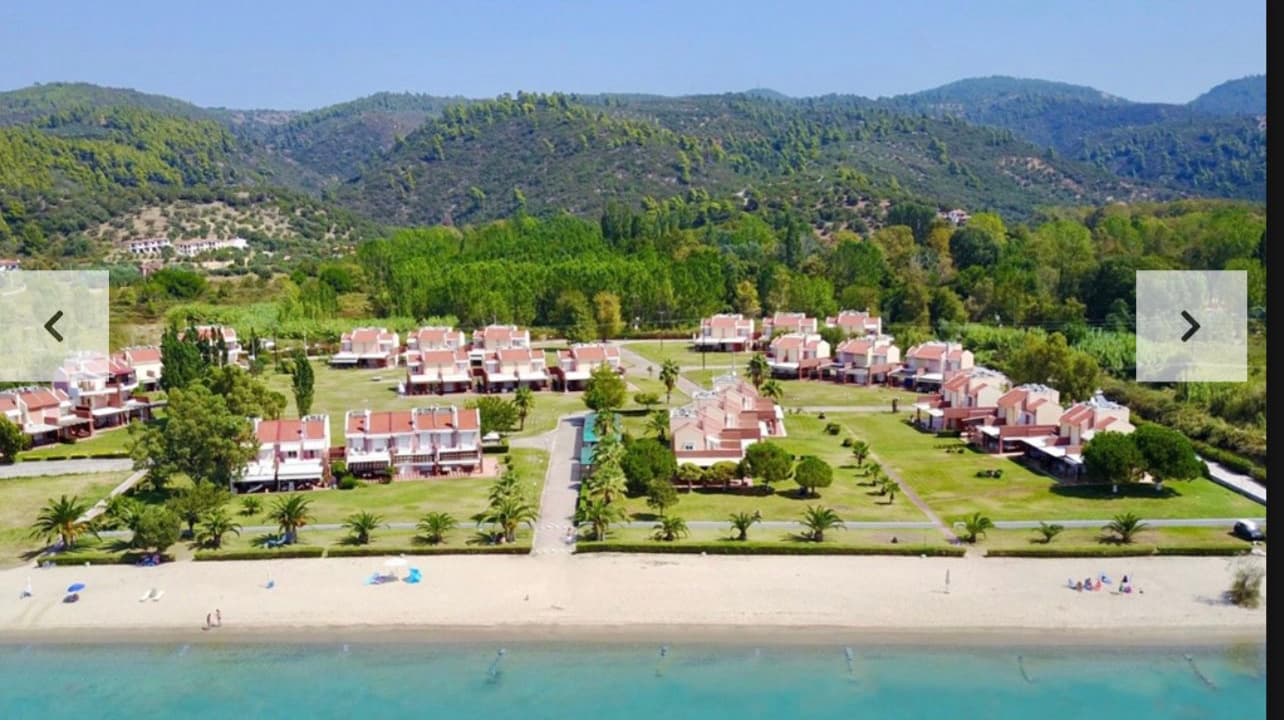 Tripotamos Beachfront Villas B