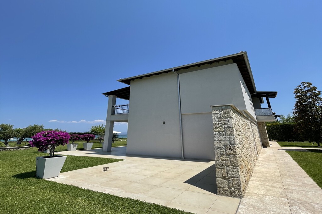 Beach Front Villa Edemma, Hanioti, Kassandra, Halkidiki, Greece, 015