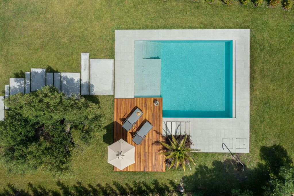 LURIAHOMES_POOL_A_2