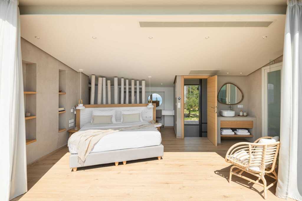 Luria Homes_VillaB_masterbedroom_2