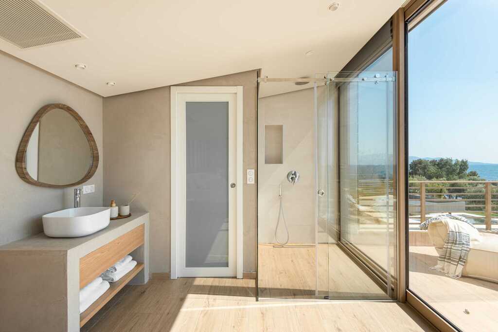 Luria Homes_VillaB_masterbedroom_7
