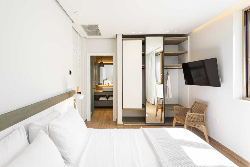 Luria Homes_VillaB_semibase-bedroom1_e