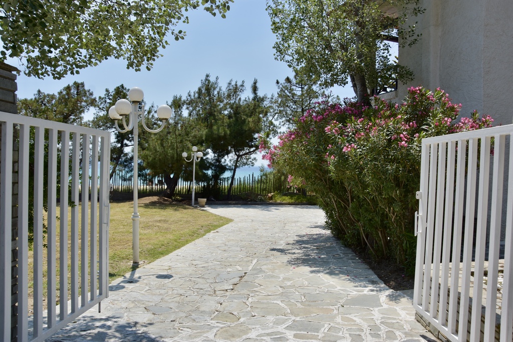 Villa Lila Unique A, Villa4you, Akti Kalogrias, Sithonia, Halkidiki, Greece, 10