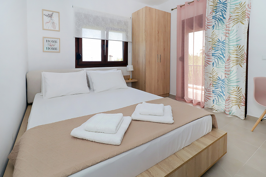 Kriopigi Apartment A, Kassandra, Halkidiki, Greece, 01